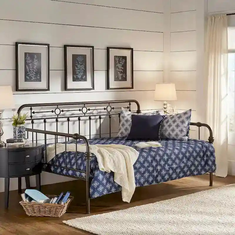 Lit de jour Darren en métal bronze, format standard, par iNSPIRE Q Classic